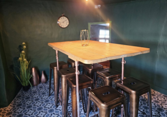 Listing Image - The Gin Palace 4