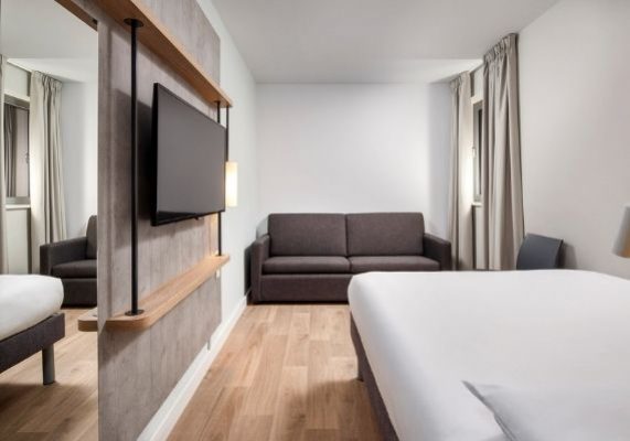 IBIS Budget Swindon C2